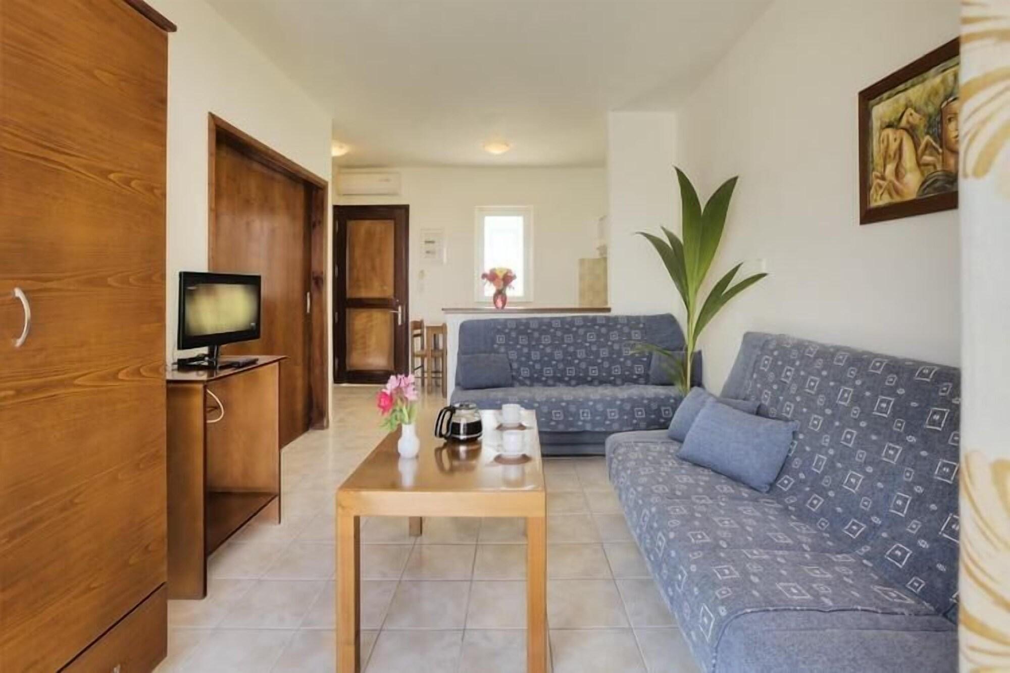 Corali Hotel Tigkaki  Ngoại thất bức ảnh