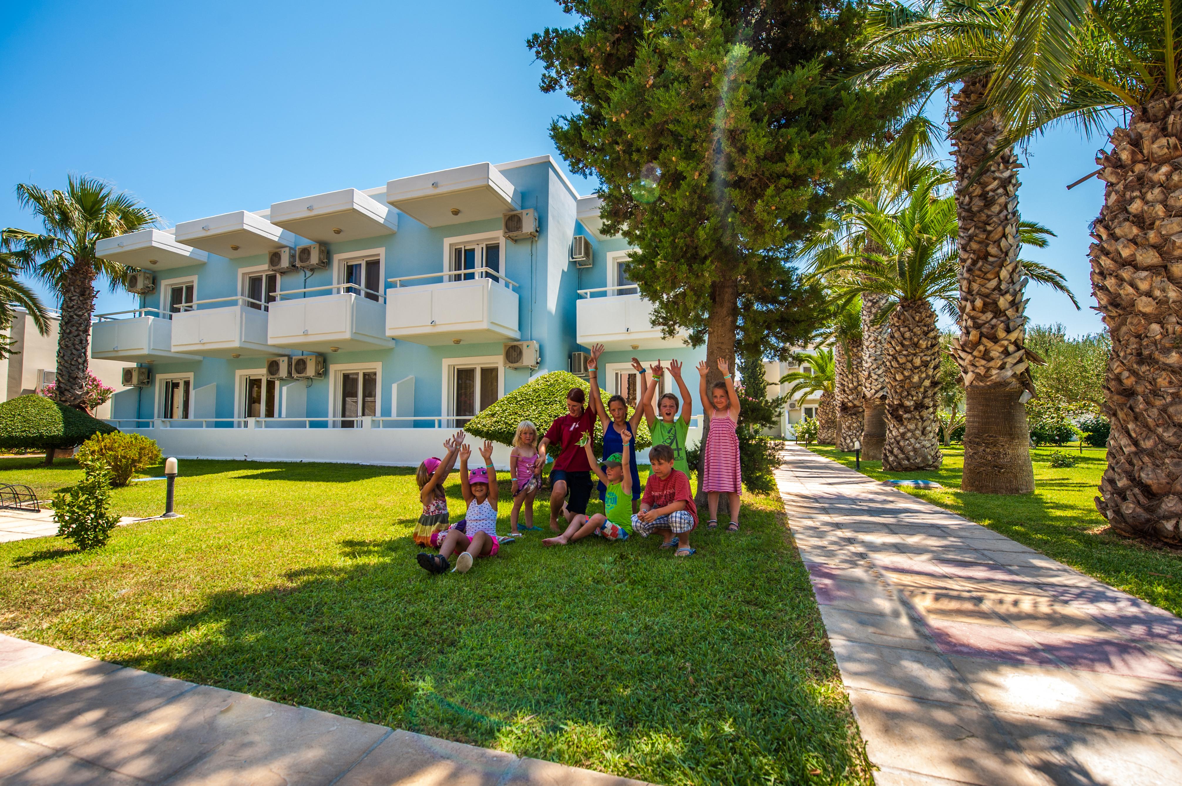 Corali Hotel Tigkaki  Ngoại thất bức ảnh