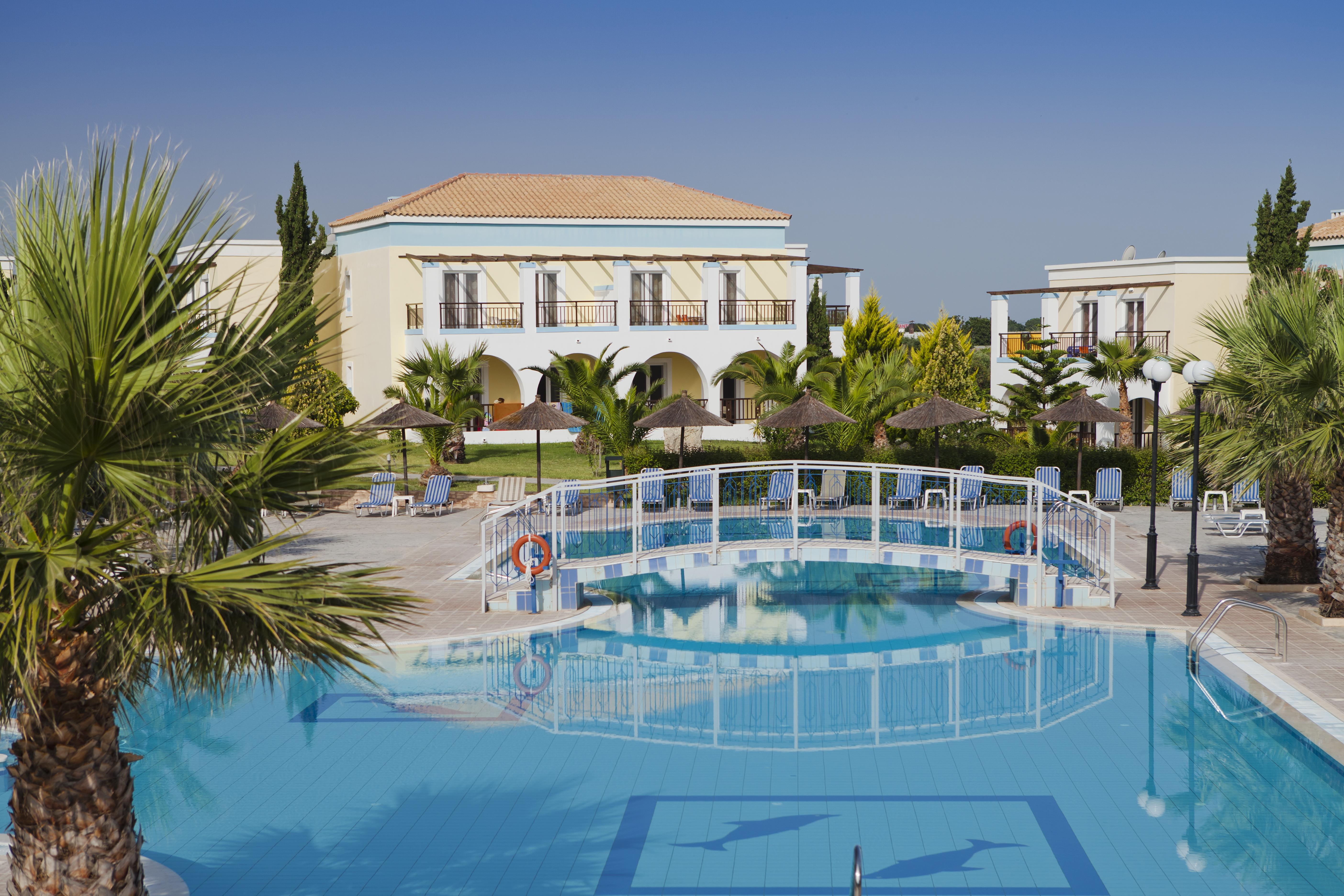 Corali Hotel Tigkaki  Ngoại thất bức ảnh