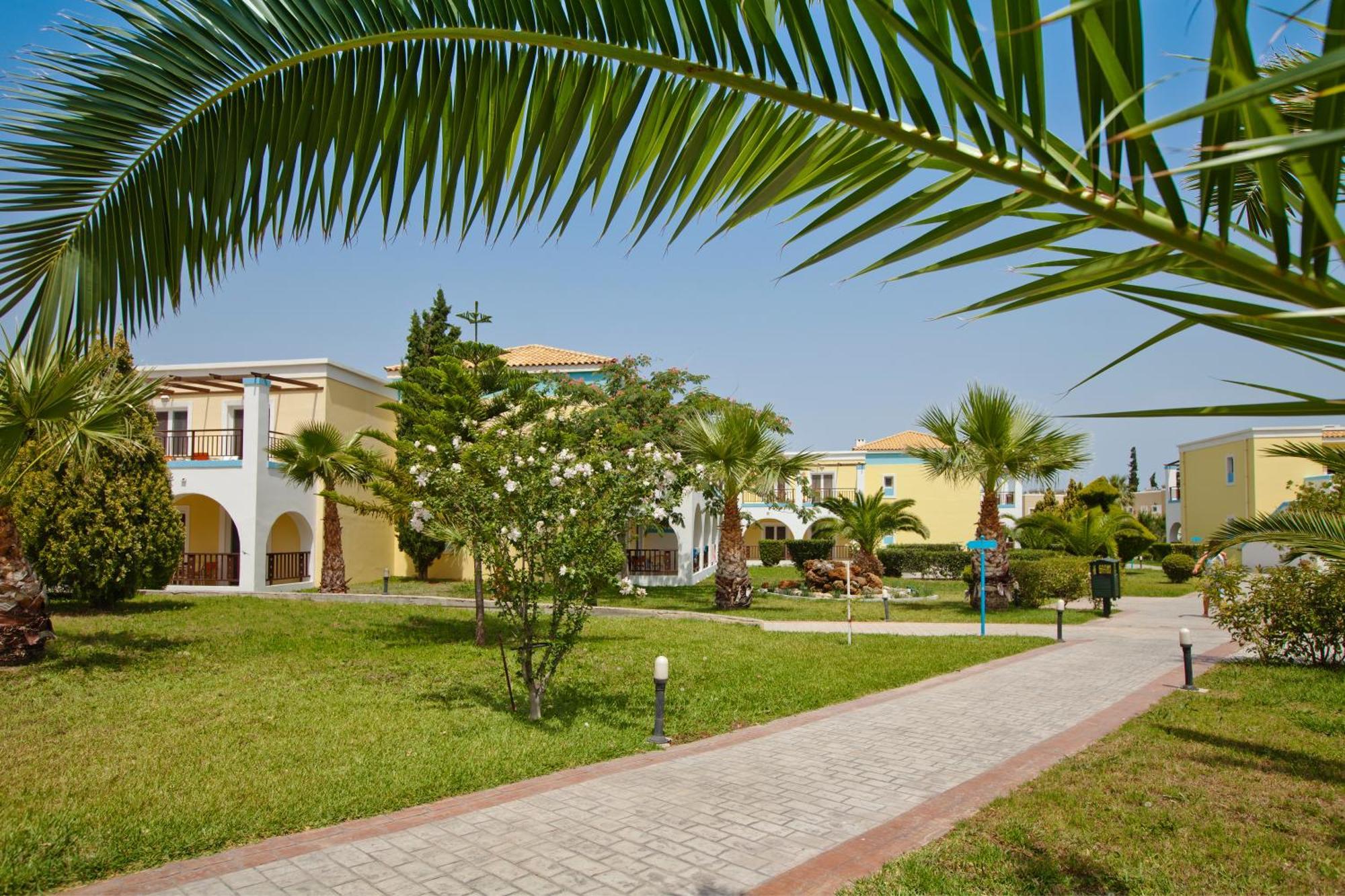 Corali Hotel Tigkaki  Ngoại thất bức ảnh